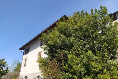 Image de House with garden within the historic village of S. Polo