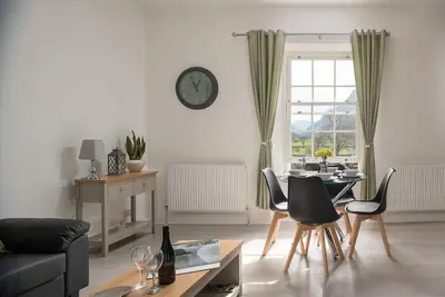 Image de Beautiful 2 Bedroom Apartment