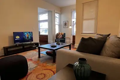 Image de B2-1-Specious - New 3 Br - 2 Bath