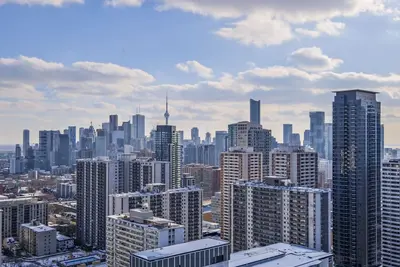 Image de Luxury Downtown Condo - Million Dollar City Views!