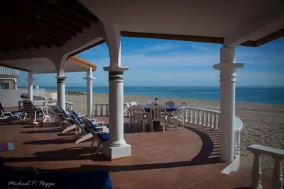 Image de Luxury Beachfront home in Playa la Jolla on quiet beach & Private Chef