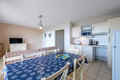 Image de Appartement avec piscine intérieure