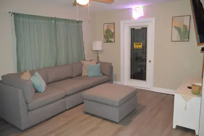 Image de Pet Friendly Fully Renovated Cozy Springs Retreat
