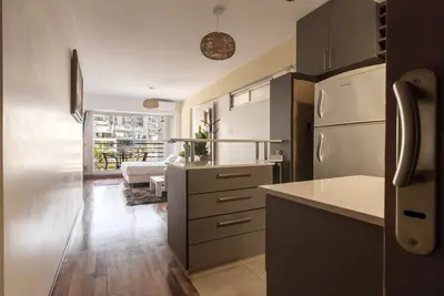 Image de New and Modern Apartment!