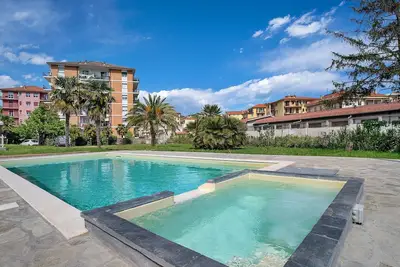 Image de Maison de vacances 'Il Gattino Di Porto Appartamento 6' avec piscine partagée