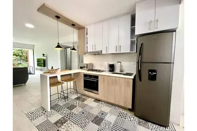 Modern 301 apartment w/Ac + Parking