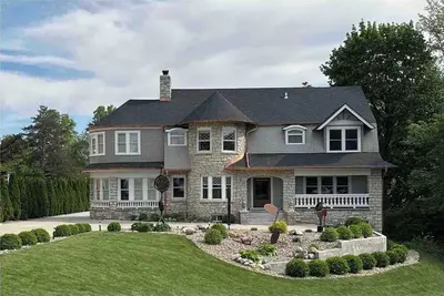 Image de Historic Oscar Lofquist House Heart of Des Moines
