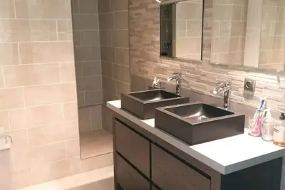 Image de Appartement Rdc 90m2 avec jacuzzi