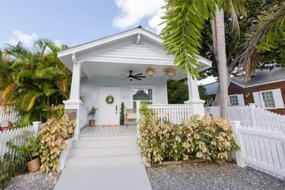 Image de The Sandy Beach House in Historic Key West