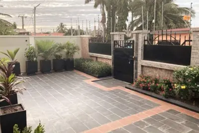 Image de Luxury Home away from Home mins from East Legon