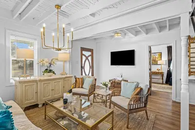 Image de New! Boho Cottage family/pet Friendly walking distance to Downtown Beaufort