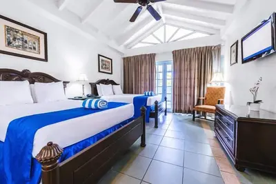 Image de Caribbean Getaway! Comfortable Unit w\/ View! Free Parking, Airport Shuttle!