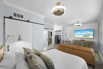 Image de \"Beach Suits Me\" Suite 276 Studio Sleeps 4