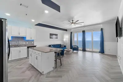 Image de \"Sun, Sea, Sky\" #2114 Pcb 1 Bedroom Sleeps 5