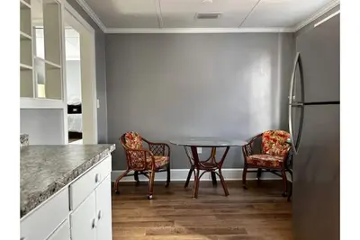 Image de Furnished Historic Duckpond Apt