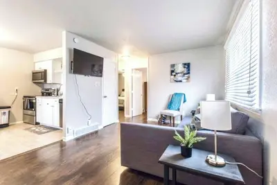Image de Great for a staycation, or work-from-home alternative