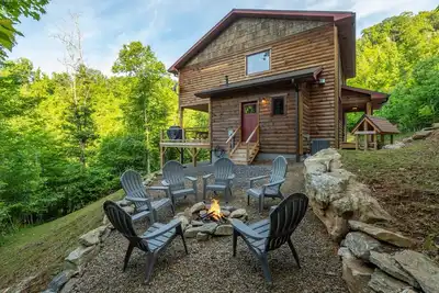 Image de Deer Field Cabin  Fire Pit and Mountain Views!