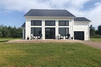 Image de Sunbury Cove Retreat-ocean view new home with beach access, sleeps 10