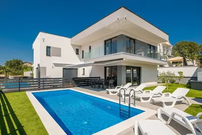 Villa Andy avec Piscine