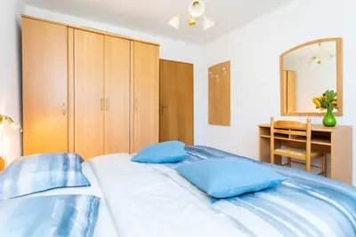 Image de Appartement d'une chambre avec le balcon Njivice, Krk (A-20504-a)