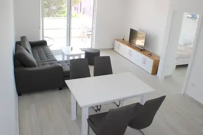 Image de Appartement de deux chambres avec la terrasse Promajna, Makarska (A-20710-j)