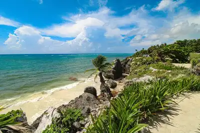 Image de Spacious getaway near beach with private pool, patio, & rooftop pool - dogs Ok