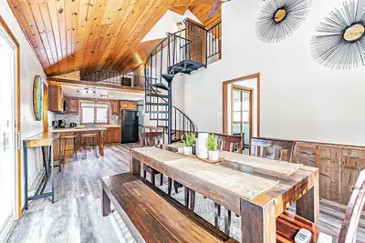 Image de Spacious 3 Bd, 1. 5 Bath family friendly cottage 35 minutes from Lambeau Field!