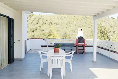 Image de GĂĽnstig, Neue Wohnung in Ruhigen Olivenhain. Nur 3 km vom Strand Entfernt