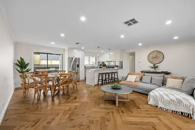 Image de Secret Getaway Capel Sound - 1 Night Free! * - Newly renovated, contemporary and stylish