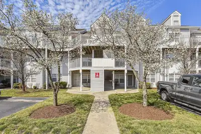 Image de Activities included up to $300 Free Per Week! ! Free Fun Daily Passes Included! ! Pet Friendly! Bethany Bay is a beautiful resort community located along the shore of the Indian River Bay where you'll find the luxury of a \"get- away- from- it- all\" r