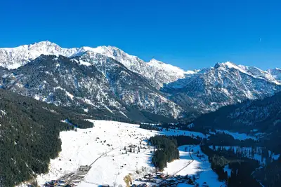 Image de GenieĂźen Sie den Blick auf die Alpen im Bergdorf Hinterstein