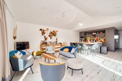 Image de Maison pour 9 - Jacuzzi - 300m de la plage