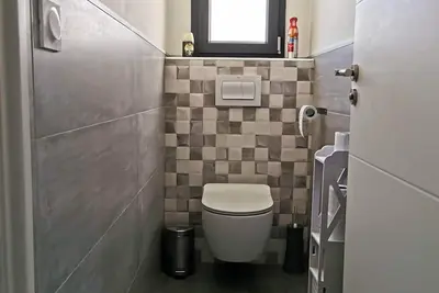 Image de Chambre tout confort, salle d'eau et toilettes séparées 60€ la nuit