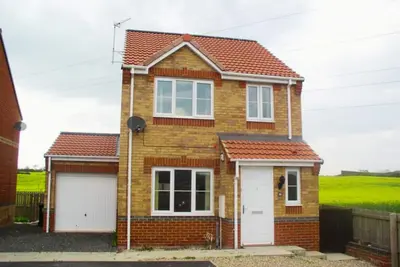 Image de Comfort, peace and quiet guaranteed in this 3 bed