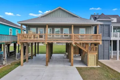 Image de Brand new home with Gulf view! 3 Bedrooms, Sleeps 10.