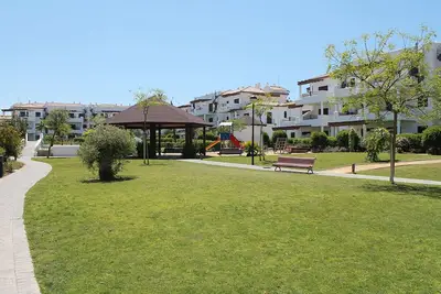 Image de Very sunny apartment with terrace and pool view in La Barrosa