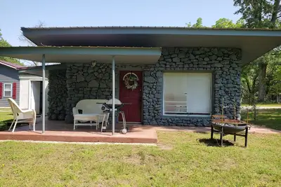 Image de Karr's Critter Kamp - only 1 mile to trout fishing!