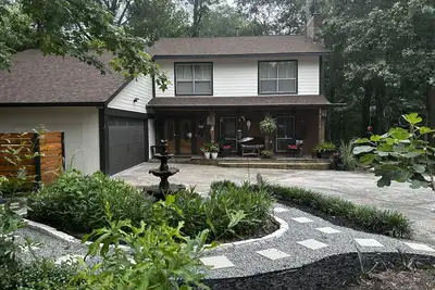 Image de Spacious 4-bedroom vacation home near The Woodlands Golf Resort & Town Center.