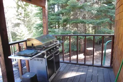 Image de Enjoy Privacy in the Pines, Close to Golf Course