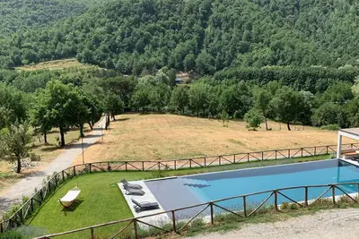 Image de Ferme \"Parulia Country House - Gea\" avec piscine partagée, terrasse partagée & Wi-Fi