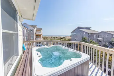 Image de Summer Savings - Semi-Oceanfront Home in Avon w/ Hot Tub and Nearby Beach Access