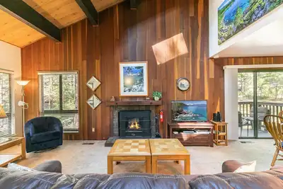 Image de Central Incline Condo with a Pool! (Cdl7)