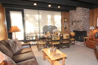Image de Lakefront Condo Complex / Beach Access (La999 18)