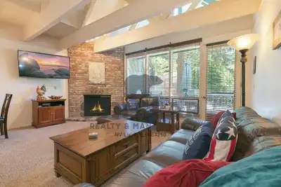 Image de Lakefront Condo Complex - Beach Access (La999 35)