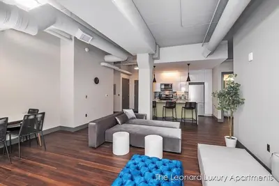 Image de Modern Luxury with 2 King Beds & Water Views - Leonard Building