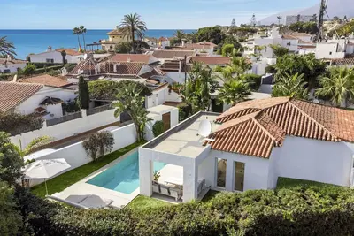 Image de Beachfront Villa Casa Blanca | Ref. #31