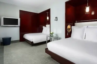 Image de Superior Two Double Beds at Close Royalton New York, Close to Central Park!