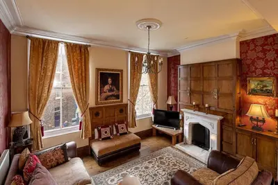 Image de Crookback House