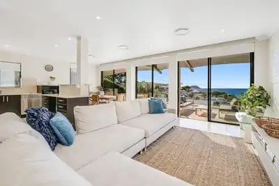 Image de Amelie - Luxury, Beach View 3 Bedroom Condo - 2 min walk to Terrigal Beach