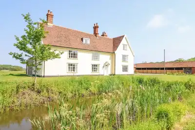 Image de South Grange House - Sleep 16, pet friendly, with hot tub in Sibton